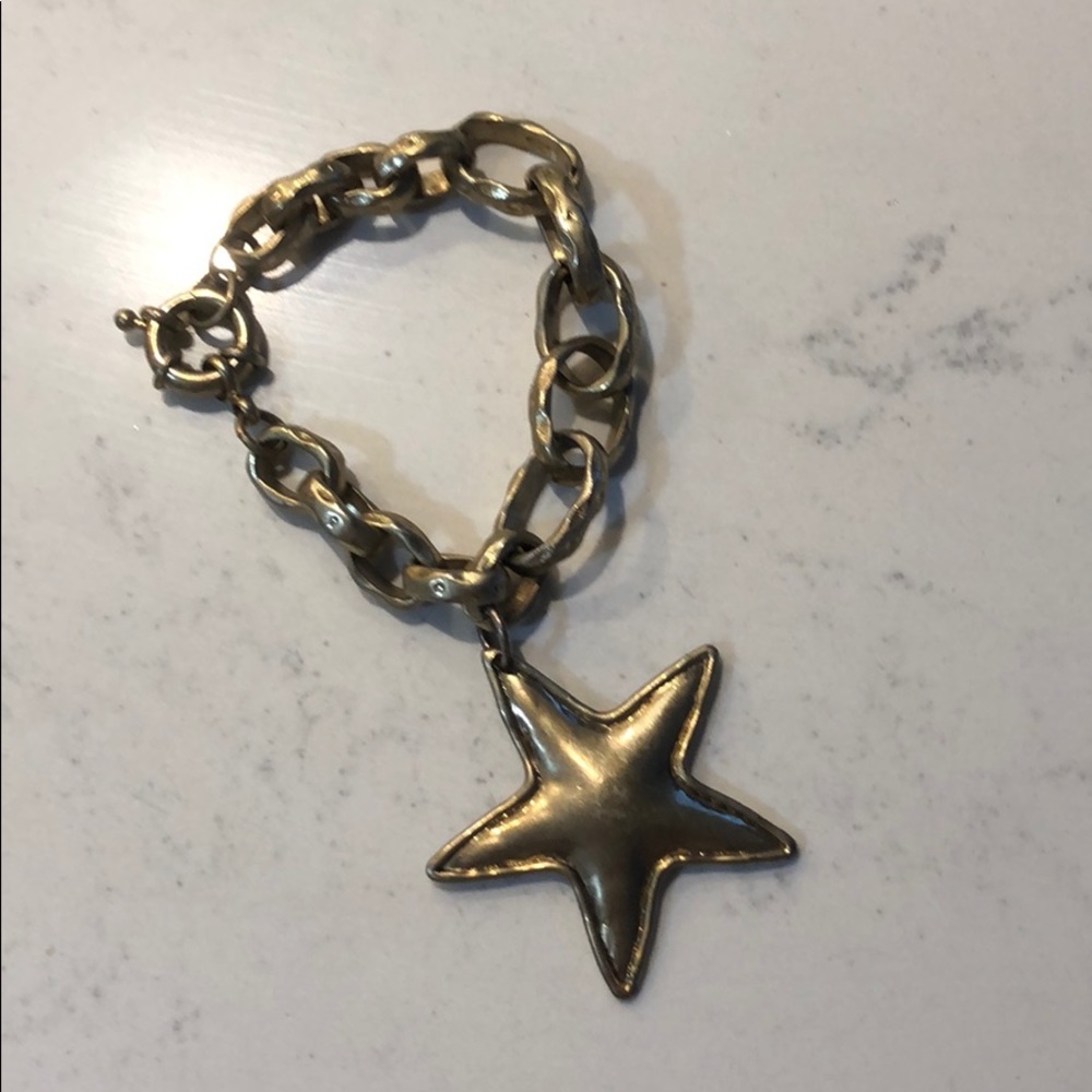 Women’s Single Charm Bracelet